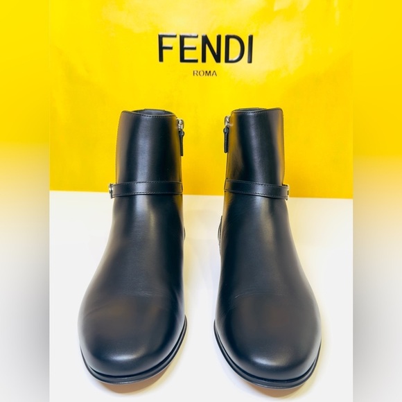 Fendi Vitelo O’Lock Men’s Ankle Leather Boots Black Size 10.5 New! Retail$1200 main image 8